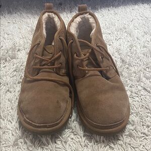 UGG Men's size 13 tan Neumel suede boot